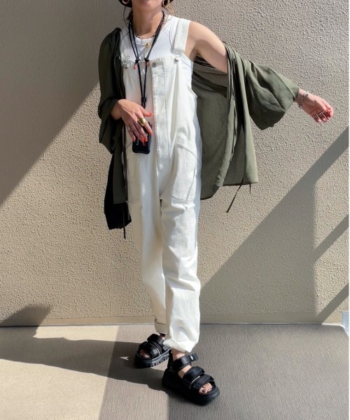 feepur by saya(フェピュールバイサヤ)の「マルチウェイシアーボリュームブラウス(シャツ/ブラウス・レディース・ブルー/オフホワイト/オリーブ/ピンクベージュ/ブラック・MEDIUM)」の9枚目の写真