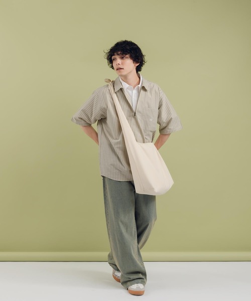 MUHET（ミュエータ）の「ハーフジップシャツ（シャツ/ブラウス・レディース・ネイビー/ベージュ/グリーン/オフホワイト・MEDIUM/X-LARGE）」の6枚目の写真