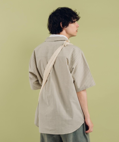 MUHET（ミュエータ）の「ハーフジップシャツ（シャツ/ブラウス・レディース・ネイビー/ベージュ/グリーン/オフホワイト・MEDIUM/X-LARGE）」の15枚目の写真