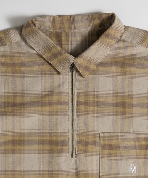 MUHET（ミュエータ）の「ハーフジップシャツ（シャツ/ブラウス・レディース・ネイビー/ベージュ/グリーン/オフホワイト・MEDIUM/X-LARGE）」の7枚目の写真