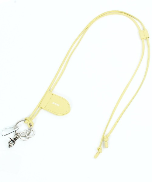 Beau're(ヴュレ)の「【BEAURE】レザー モバイル&マスクストラップ ショルダー B-23114(スマホグッズ・レディース・ベージュ/ブラック/シルバー/イエロー/ブルー/ライトパープル・FREE)」の5枚目の写真