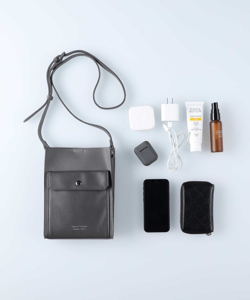 Right-on（ライトオン）の「【PLUS ONE】ＰＬフロントフラップバッグ（ショルダーバッグ・メンズ・ブラック/グレー・ONE SIZE）」の9枚目の写真