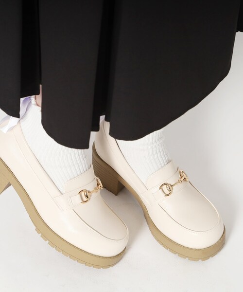 cs T&P(シーエスティーアンドピー)の「ビット付きマニッシュローファー(パンプス・レディース・ダークブラウン/ブラック/アイボリー/ダークブラウン系1・25.0cm/24.5cm/24.0cm/23.5cm/23.0cm/22.5cm)」の6枚目の写真