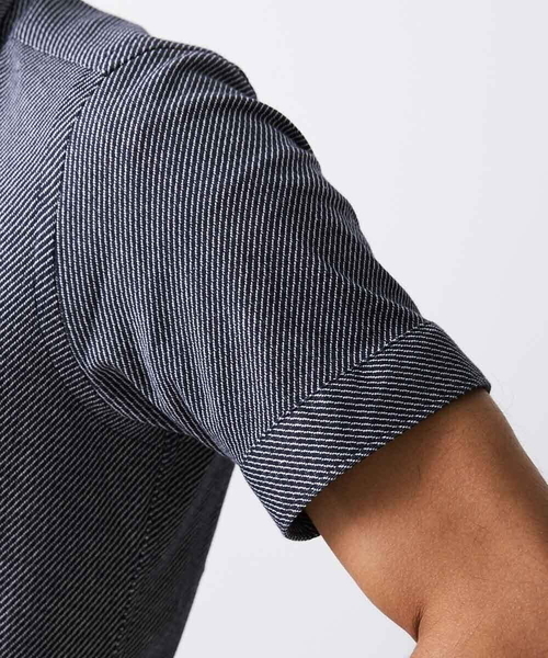 MICHEL KLEIN HOMME   （ミッシェルクランオム）の「《日本製》ストレッチラッセル半袖シャツ（シャツ/ブラウス・メンズ・ネイビー/ラベンダー/ホワイト・MEDIUM/LARGE/X-LARGE）」の8枚目の写真