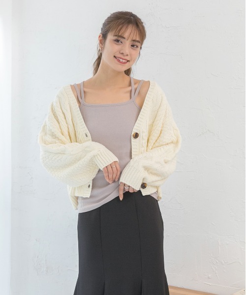 ad thie(アドティエ)の「ダブルストラップ バッククロスキャミソール(キャミソール・レディース・アイボリー/オフホワイト/グレー/ブラック/ピンク・SMALL/MEDIUM/LARGE)」の14枚目の写真