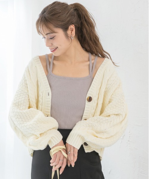 ad thie(アドティエ)の「ダブルストラップ バッククロスキャミソール(キャミソール・レディース・アイボリー/オフホワイト/グレー/ブラック/ピンク・SMALL/MEDIUM/LARGE)」の16枚目の写真