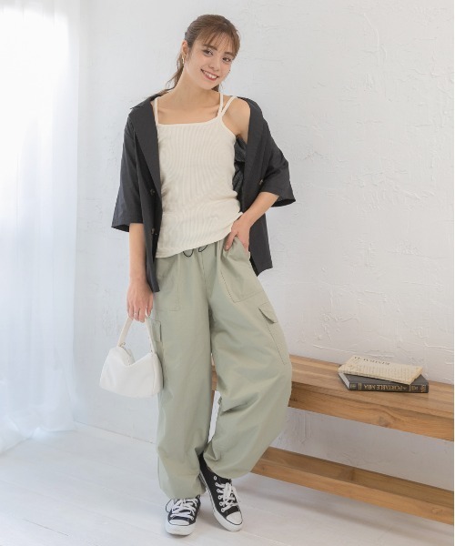 ad thie(アドティエ)の「ダブルストラップ バッククロスキャミソール(キャミソール・レディース・アイボリー/オフホワイト/グレー/ブラック/ピンク・SMALL/MEDIUM/LARGE)」の22枚目の写真