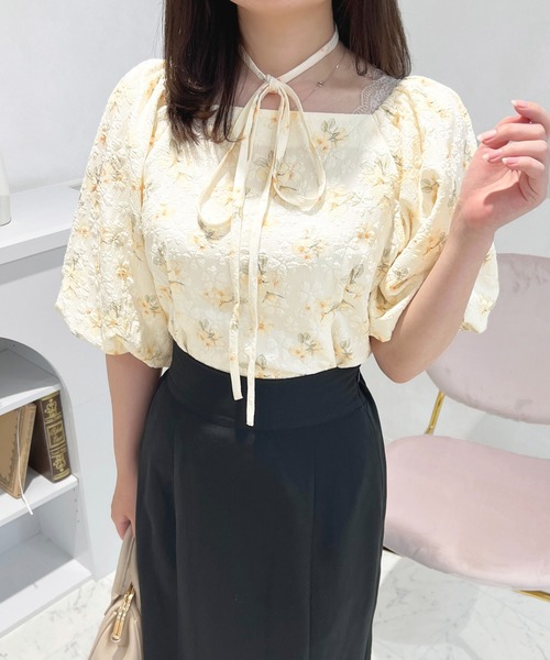 apres jour(アプレジュール)の「フラワー袖ボリュームブラウス【ZOZOTOWN限定アイテム】(シャツ/ブラウス・レディース・ピンク系その他/イエロー系その他/ブラック系その他・フリー/X-LARGE)」の15枚目の写真