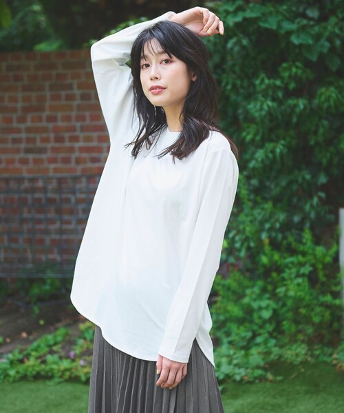 ANY(エニィ)の「ロングスリーブ テールTシャツ(Tシャツ/カットソー・レディース・アイボリー系1/アイボリー系・2/3)」の2枚目の写真