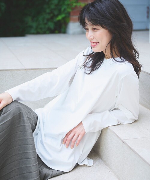 ANY(エニィ)の「ロングスリーブ テールTシャツ(Tシャツ/カットソー・レディース・アイボリー系1/アイボリー系・2/3)」の3枚目の写真