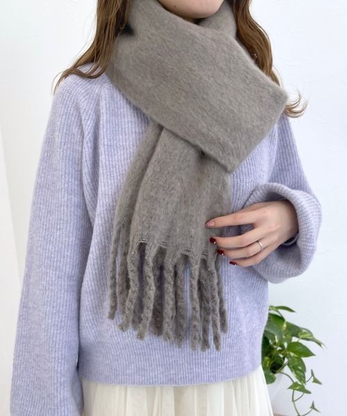 mysty woman（ミスティウーマン）の「ブークレ無地ストール 961439（ストール/ショール・レディース・チャコールグレー/パープル/アイボリー・FREE）」の16枚目の写真