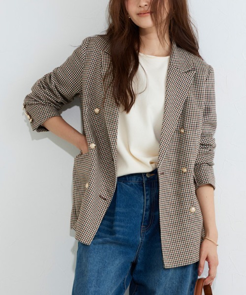Pierrot（ピエロ）の「ダブルボタンテーラードジャケット（テーラードジャケット・レディース・ネイビー/ブラック/グレー/チャコール/チェック/ブラウン/グレー系/ブラウン系その他/グレイッシュベージュ/グレイッシュブルー・L/M）」の6枚目の写真