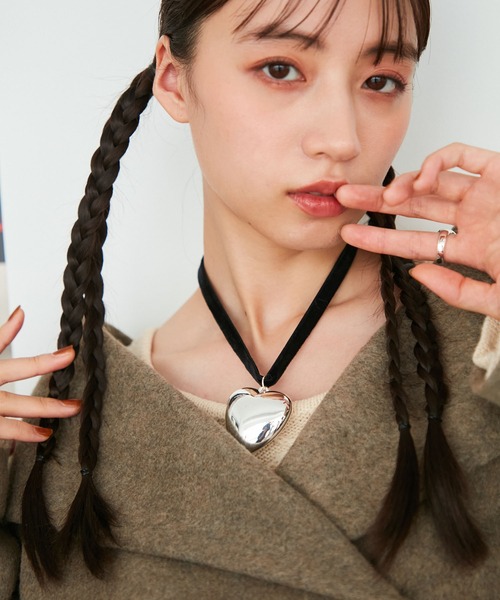 VIS(ビス)の「ビッグハートベロアチョーカー(チョーカー・レディース・シルバー/ゴールド・FREE)」の12枚目の写真