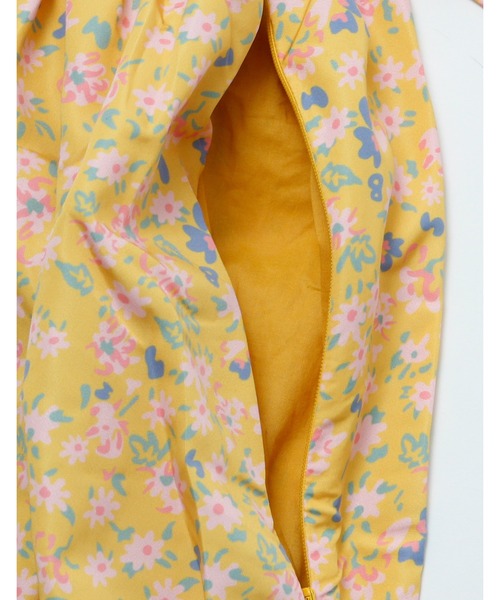 Little sunny bite(リトルサニーバイト)の「《Little sunny bite》Original floral long dress(ワンピース・レディース・イエロー・MEDIUM/SMALL)」の7枚目の写真