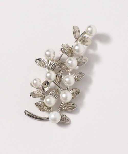 mysty woman（ミスティウーマン）の「ブローチ付きフロントフリルワンピース　986749（ワンピース・レディース・アイボリー/ブラック/ブラウン・FREE）」の7枚目の写真