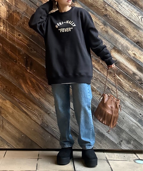 mi via loca(ミヴィアロカ)の「United Athle Vintageライク FRINALLY ウラケ裏起毛 ロゴスウェット(スウェット・レディース・ブラック/ベージュ/トップグレー・MEDIUM/X-LARGE)」の20枚目の写真