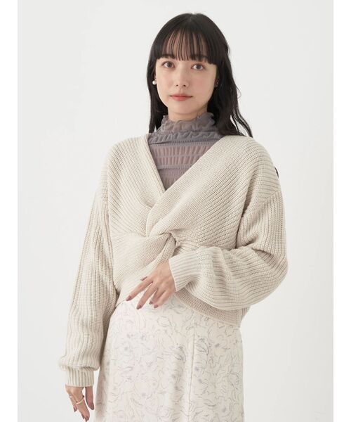 earth music&ecology（アースミュージックアンドエコロジー）の「ツイストデザインニット（ニット/セーター・レディース・ブラック/グレー/アイボリー/ピンクベージュ・FREE）」の8枚目の写真