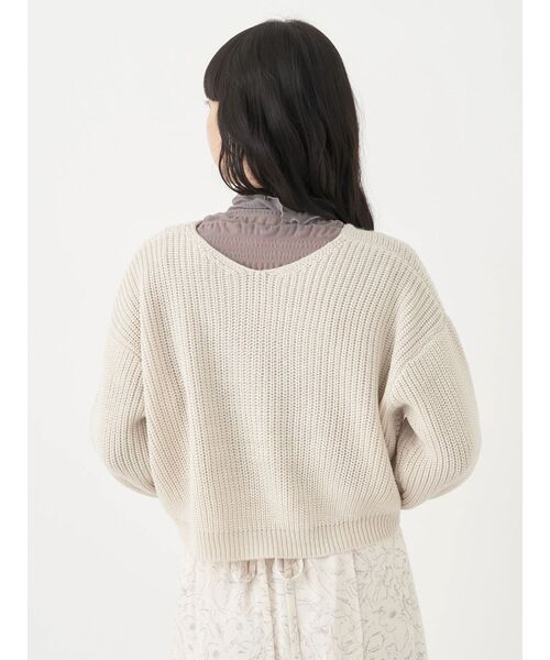 earth music&ecology（アースミュージックアンドエコロジー）の「ツイストデザインニット（ニット/セーター・レディース・ブラック/グレー/アイボリー/ピンクベージュ・FREE）」の6枚目の写真