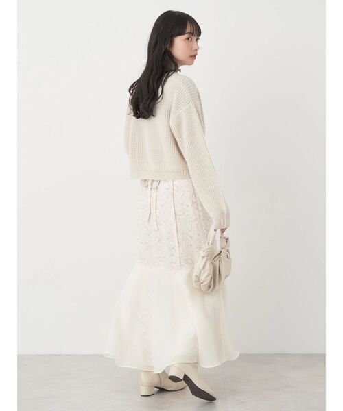 earth music&ecology（アースミュージックアンドエコロジー）の「ツイストデザインニット（ニット/セーター・レディース・ブラック/グレー/アイボリー/ピンクベージュ・FREE）」の18枚目の写真