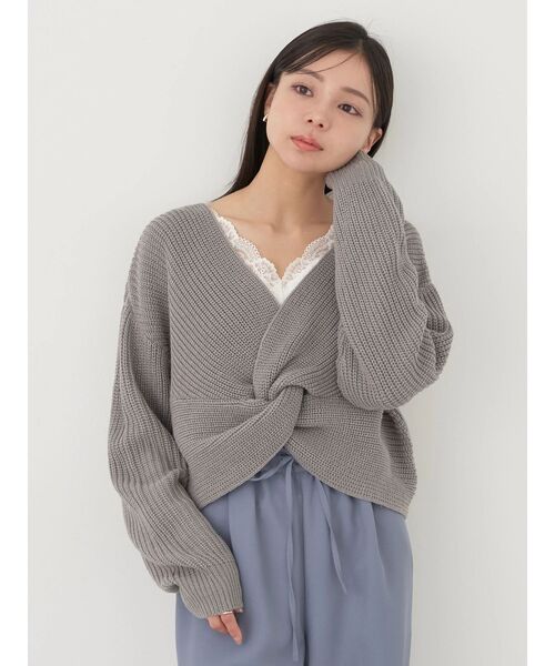 earth music&ecology（アースミュージックアンドエコロジー）の「ツイストデザインニット（ニット/セーター・レディース・ブラック/グレー/アイボリー/ピンクベージュ・FREE）」の19枚目の写真