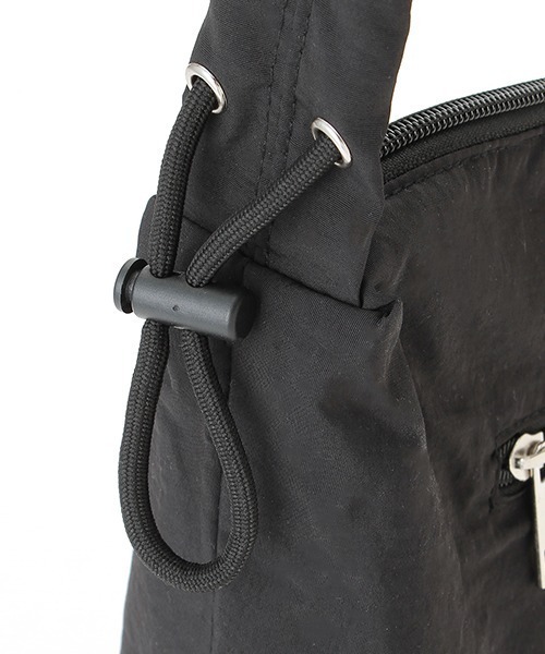 petit main(プティマイン)の「【WEB限定】ママパパドロストミニショルダーバッグ【クロ】(ショルダーバッグ・レディース・ブラック・フリー)」の5枚目の写真