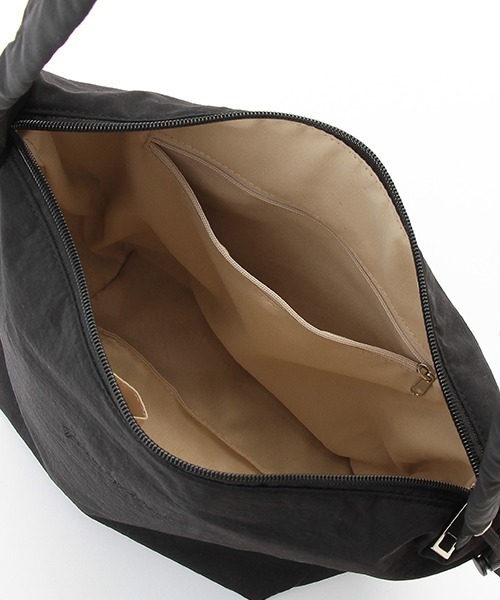 petit main(プティマイン)の「【WEB限定】ママパパドロストミニショルダーバッグ【クロ】(ショルダーバッグ・レディース・ブラック・フリー)」の8枚目の写真