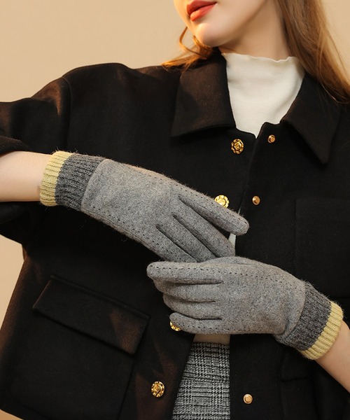 DAY CLOSET（デイ クローゼット）の「レディース 裏起毛ステッチ風バイカラーリブ手袋 スマホ対応（手袋・レディース・グレー/ブラック/ライトベージュ/ピンクベージュ・ONE SIZE）」の8枚目の写真