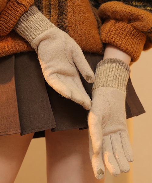 DAY CLOSET（デイ クローゼット）の「レディース 裏起毛ステッチ風バイカラーリブ手袋 スマホ対応（手袋・レディース・グレー/ブラック/ライトベージュ/ピンクベージュ・ONE SIZE）」の10枚目の写真