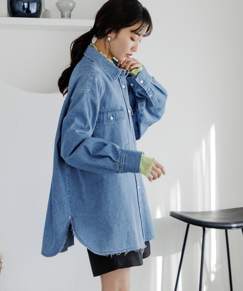 LOWRYS FARM（ローリーズファーム）の「デニムBIGシャツ 991736
