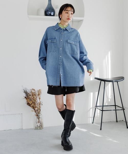 LOWRYS FARM（ローリーズファーム）の「デニムBIGシャツ　991736（シャツ/ブラウス・レディース・ネイビー/ブルー/ブルー系その他・FREE）」の10枚目の写真