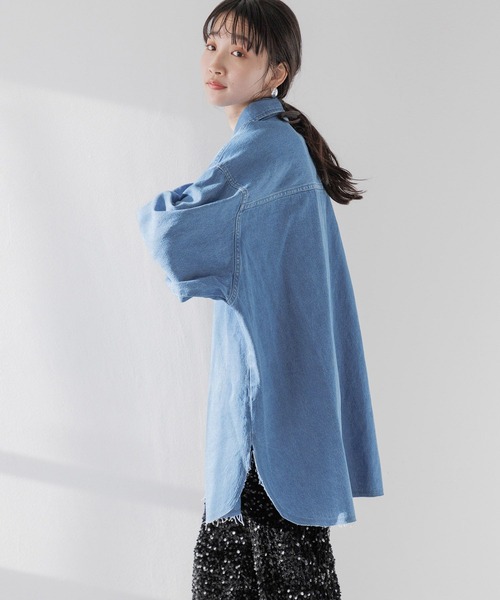 LOWRYS FARM（ローリーズファーム）の「デニムBIGシャツ　991736（シャツ/ブラウス・レディース・ネイビー/ブルー/ブルー系その他・FREE）」の20枚目の写真