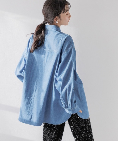 LOWRYS FARM（ローリーズファーム）の「デニムBIGシャツ　991736（シャツ/ブラウス・レディース・ネイビー/ブルー/ブルー系その他・FREE）」の11枚目の写真