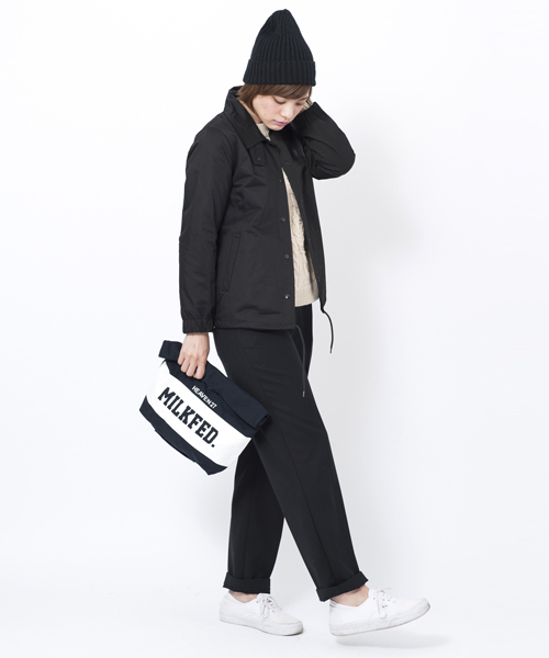 MILKFED.（ミルクフェド）の「【mini12月号掲載】ROLL TOP CLUTCH BAG(クラッチバック/配色）（クラッチバッグ・レディース・オリーブ/ネイビー・ONE SIZE）」の10枚目の写真