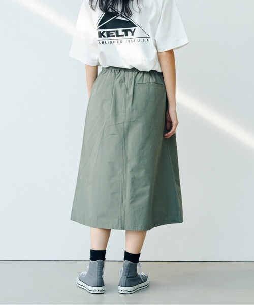 KELTY（ケルティ）の「Trail Bottom Shell/スカート（撥水）（スカート・レディース・ベージュ/セージグリーン/ブラック/ライトブルー・L/M）」の7枚目の写真