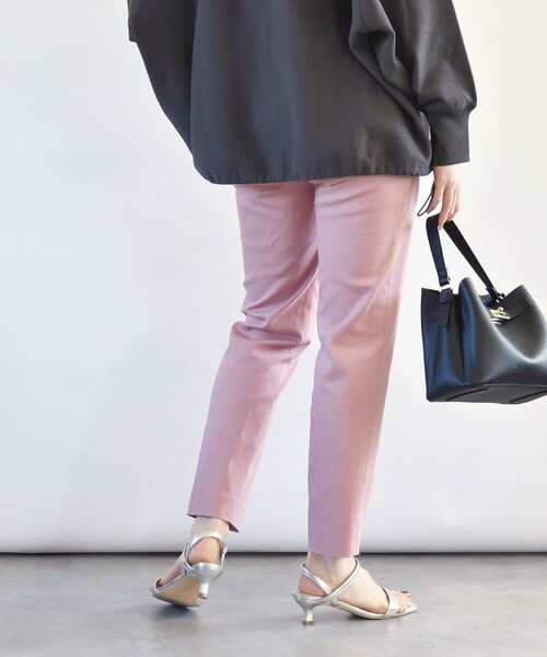 quaranciel:〈洗濯機可能〉コットン サテン スリム テーパード パンツ