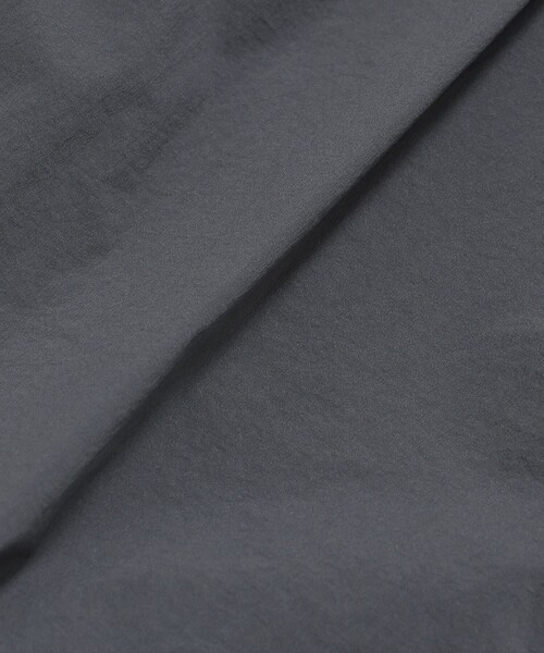 SHIPS(シップス)の「SHIPS: 〈セットアップ対応・手洗い可能・撥水加工〉ライト ナイロン イージー パンツ(その他パンツ・メンズ・ブラック/チャコールグレー・SMALL/MEDIUM/LARGE)」の22枚目の写真
