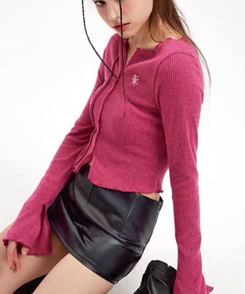 Vipoa(ヴィポア)の「Logo point cropped mellow tops(Tシャツ/カットソー・レディース・ピンク/グレー・FREE)」の2枚目の写真