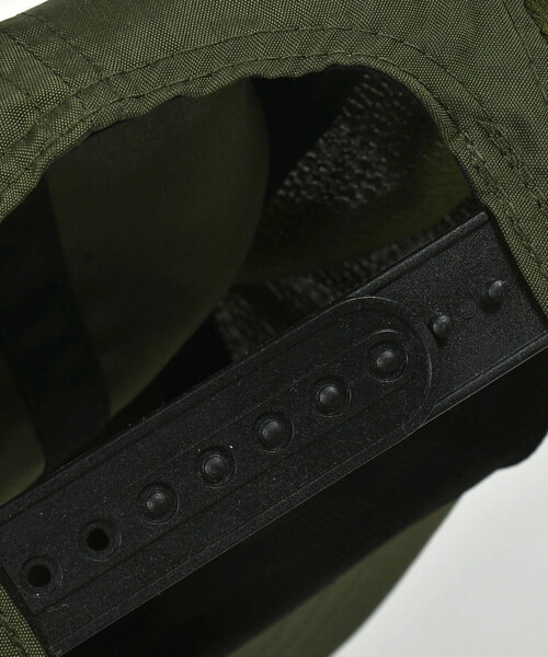 WASK（ワスク）の「キャンプ刺しゅうアウトドアメッシュキャップ（キャップ・キッズ・グリーン/ブラック・L/M）」の4枚目の写真