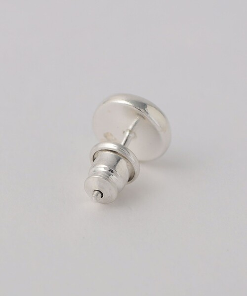 BEAUTY&YOUTH UNITED ARROWS（ビューティーアンドユースユナイテッドアローズ）の「モダン サークル ピアス SILVER925/片耳用（ピアス（片耳用）・メンズ・その他1・FREE）」の4枚目の写真