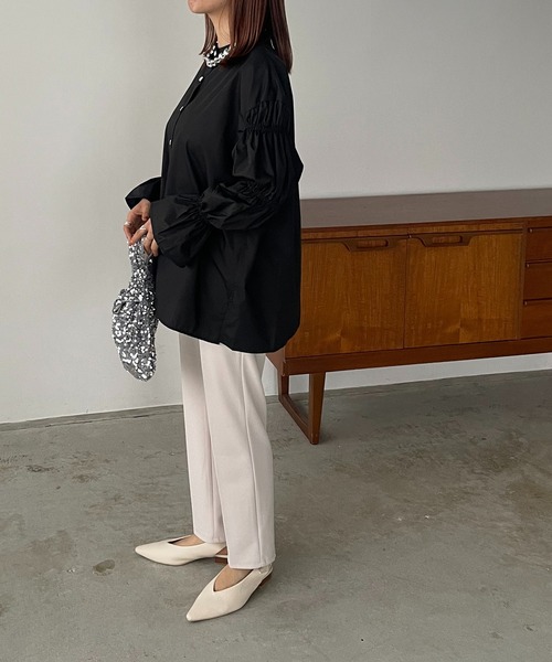 antic rag（アンティックラグ）の「ギャザースリーブブラウス（シャツ/ブラウス・レディース・ベージュ/ブラック・FREE）」の7枚目の写真