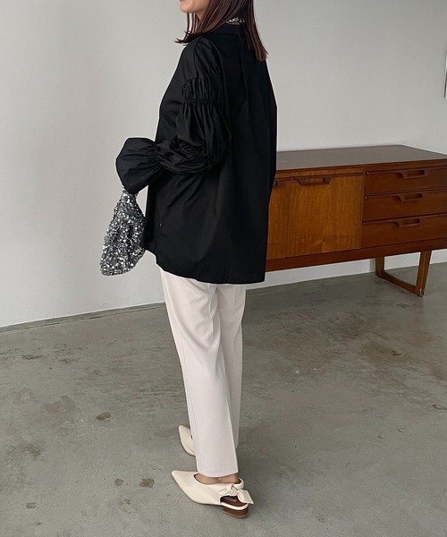 antic rag（アンティックラグ）の「ギャザースリーブブラウス（シャツ/ブラウス・レディース・ベージュ/ブラック・FREE）」の8枚目の写真