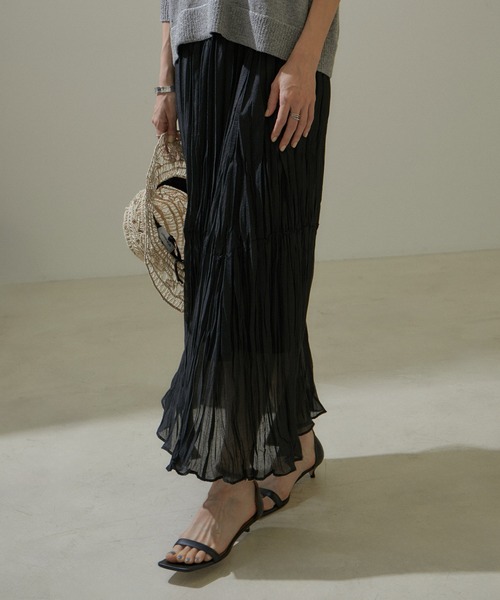SALON adam et rope'（サロン アダム エ ロペ）の「エアリーシアープリーツスカート（スカート・レディース・ブラック/ベージュ・FREE）」の18枚目の写真