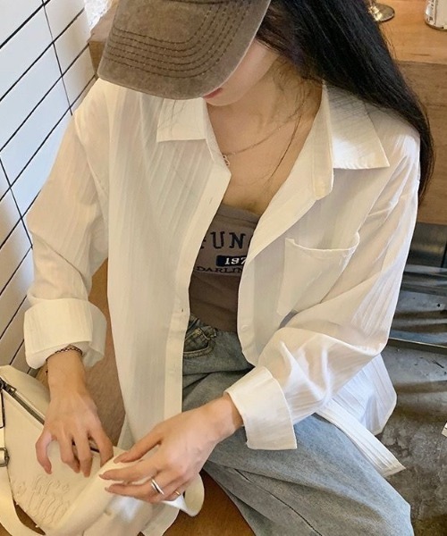 Achic(アシック)の「日焼け対策オーバーサイズ長袖シャツ(シャツ/ブラウス・レディース・ライトイエロー/ホワイト/ライトブルー・M)」の10枚目の写真