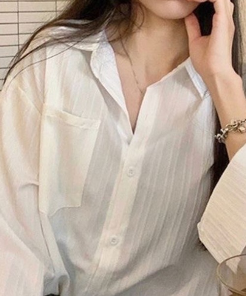 Achic(アシック)の「日焼け対策オーバーサイズ長袖シャツ(シャツ/ブラウス・レディース・ライトイエロー/ホワイト/ライトブルー・M)」の8枚目の写真