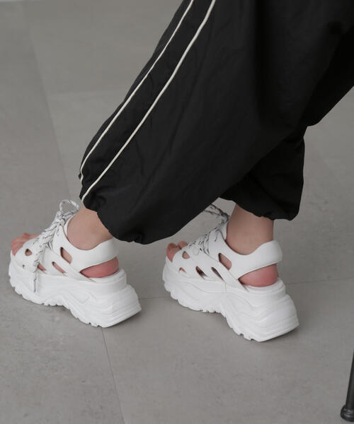 FREE'S MART（フリーズマート）の「◇スニーカーソールサンダル