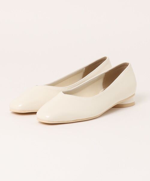 mio notis（ミオノティス）の「Vカットパンプス/MIO NOTIS DR24（パンプス・レディース・ライトベージュ/ブラック・37/36/39/38）」の6枚目の写真