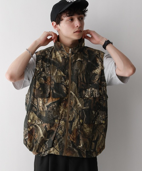 RAGEBLUE(レイジブルー)の「マルチポケット/ミリタリー/オーバーサイズナイロンベスト(ベスト・メンズ・ブラック/ブラウン系その他/ライトグレー・MEDIUM/LARGE)」の3枚目の写真