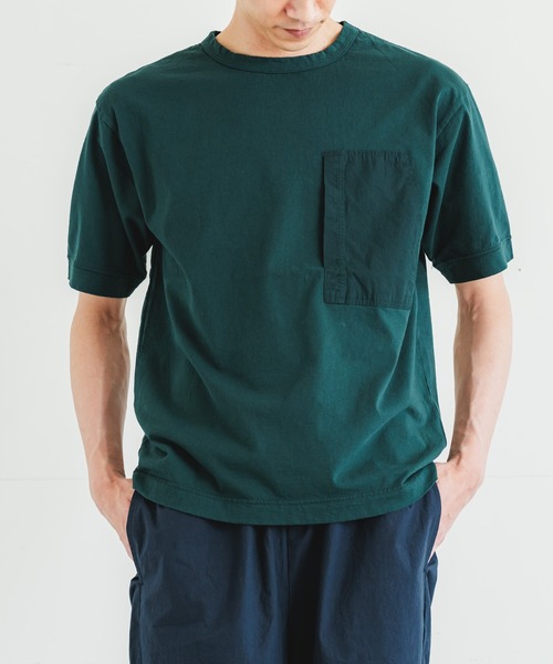 quadro(クオドロ)の「24/1GTⅡスーパー天竺布帛ポケット半袖クルーネックプルオーバー(Tシャツ/カットソー・メンズ・ベージュ/ダークグリーン/ブルーグレー/ライトグレー・LARGE/MEDIUM)」の12枚目の写真