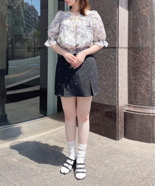 one way（ワンウェイ）の「デコルテリボンブラウス　花柄/レース（シャツ/ブラウス・レディース・ブルー系その他/ピンク系その他/ブラック系その他/ホワイト/ブルー/ブラック/ブラック系その他2/ホワイト系その他/ブルー系その他2・FREE）」の13枚目の写真