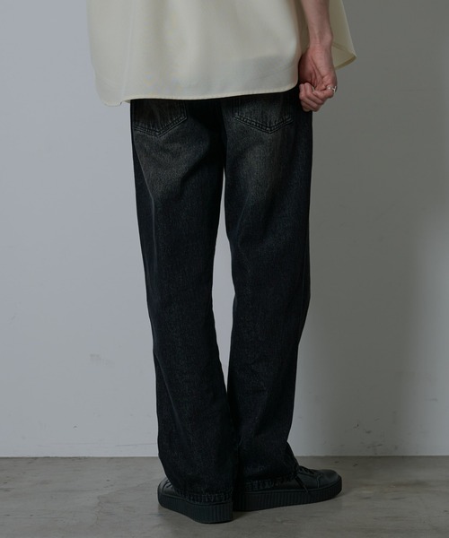 COLONY 2139(コロニートゥーワンスリーナイン)の「ブラストストレートデニム(デニムパンツ・メンズ・ブラック/サックスブルー/インディゴブルー・MEDIUM/LARGE/X-LARGE)」の5枚目の写真